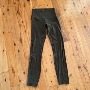 Lululemon leggings / tights